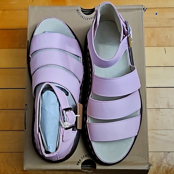 Dr. Martens Shoes - Dr. Martens Clarissa Virginia in Bubblegum US 8.5 UK 6.5